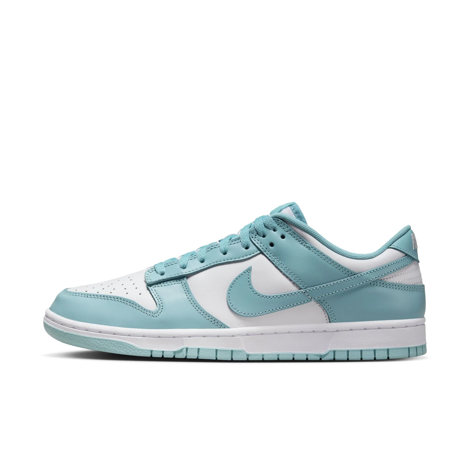 Nike Dunk Low Retro Sneakers
