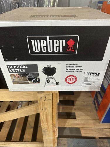 Weber 18" Original Kettle Charcoal Grill 441001 Black: Weather-Resistant, Porcelain-Coated, Steel Grates, 240 Sq. In.