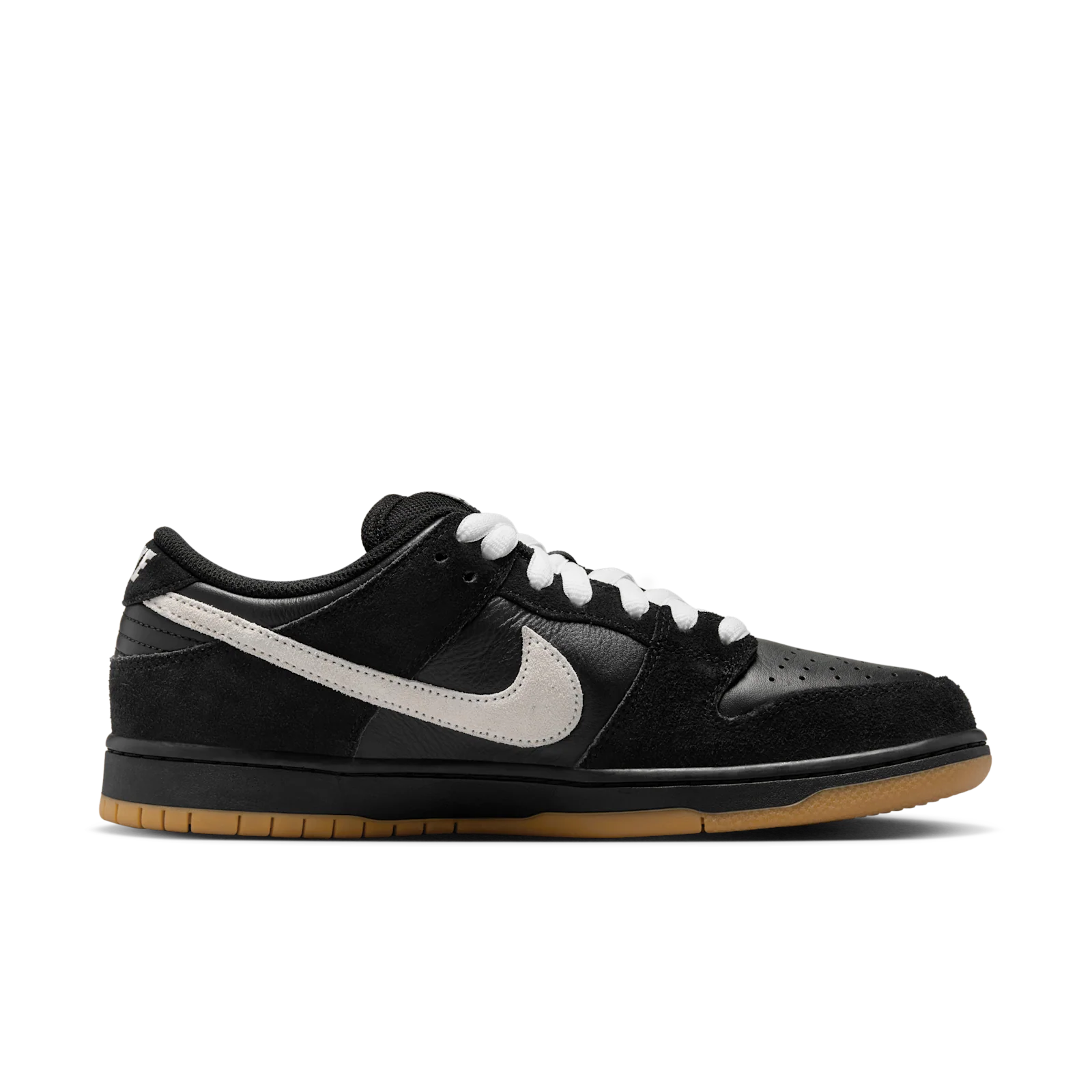 Nike SB Dunk Low Pro Schoen (black white black gum)