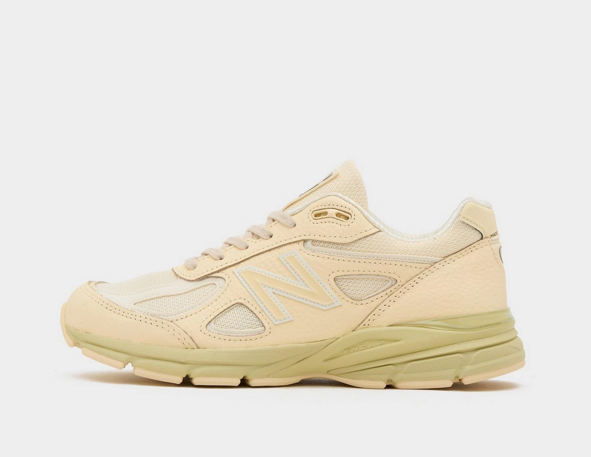 New Balance 990 v4 Sneaker