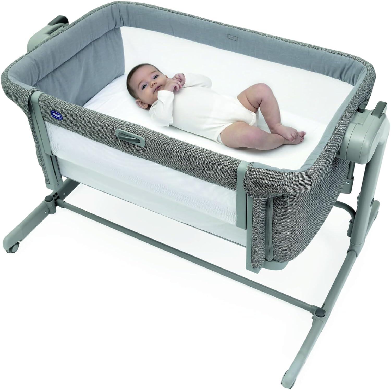 Chicco Next2Me Magic Evo Bedside Crib in Dark Grey