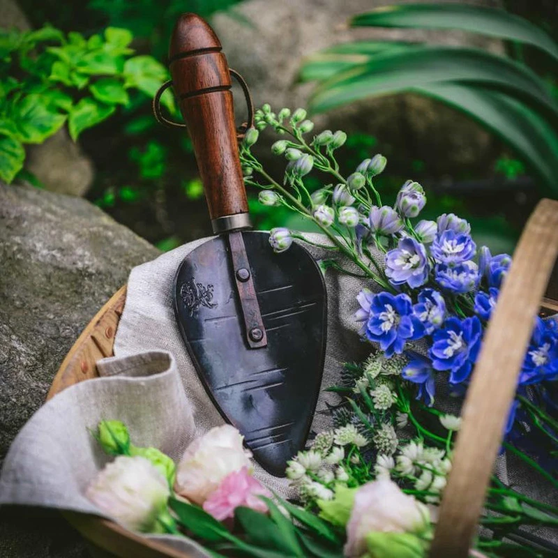 Wide Garden Trowel