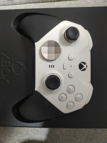 XBOX Elite Series 2 Core Wireless Controller - White